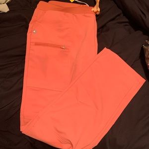 Figs Coral Yona scrub bottoms